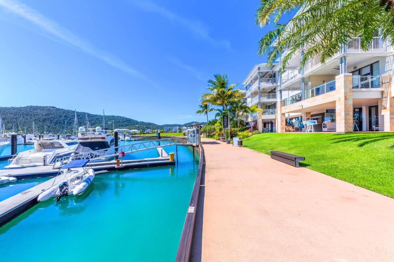 Absolute Luxury Marina Lifestyle At The Port Of Airlie Beach Exterior photo